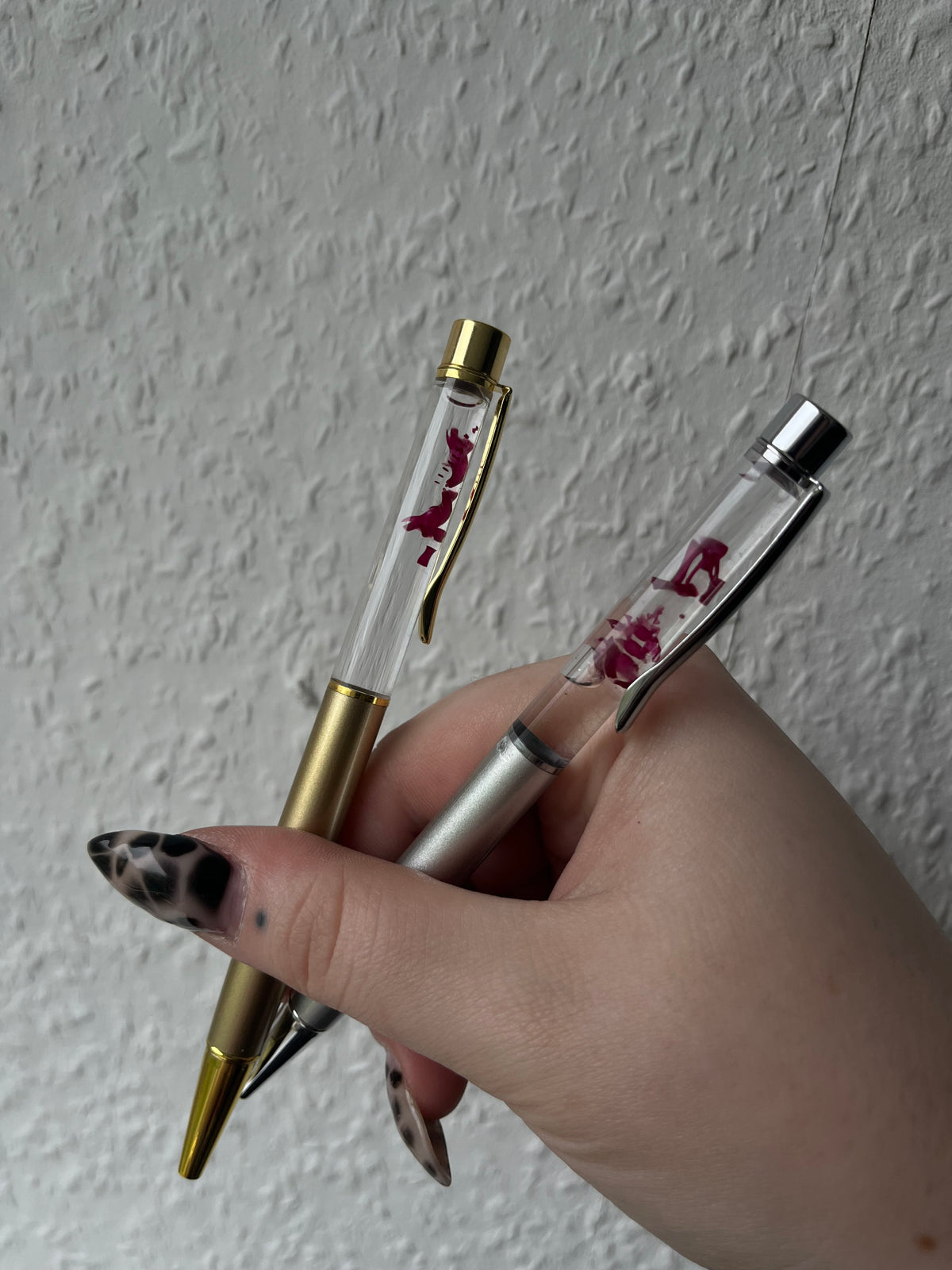 Relict pen with potion bones💘